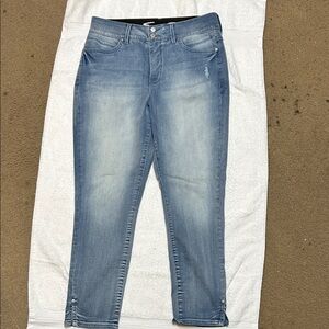 Seven7 Light Blue Ankle Jeans